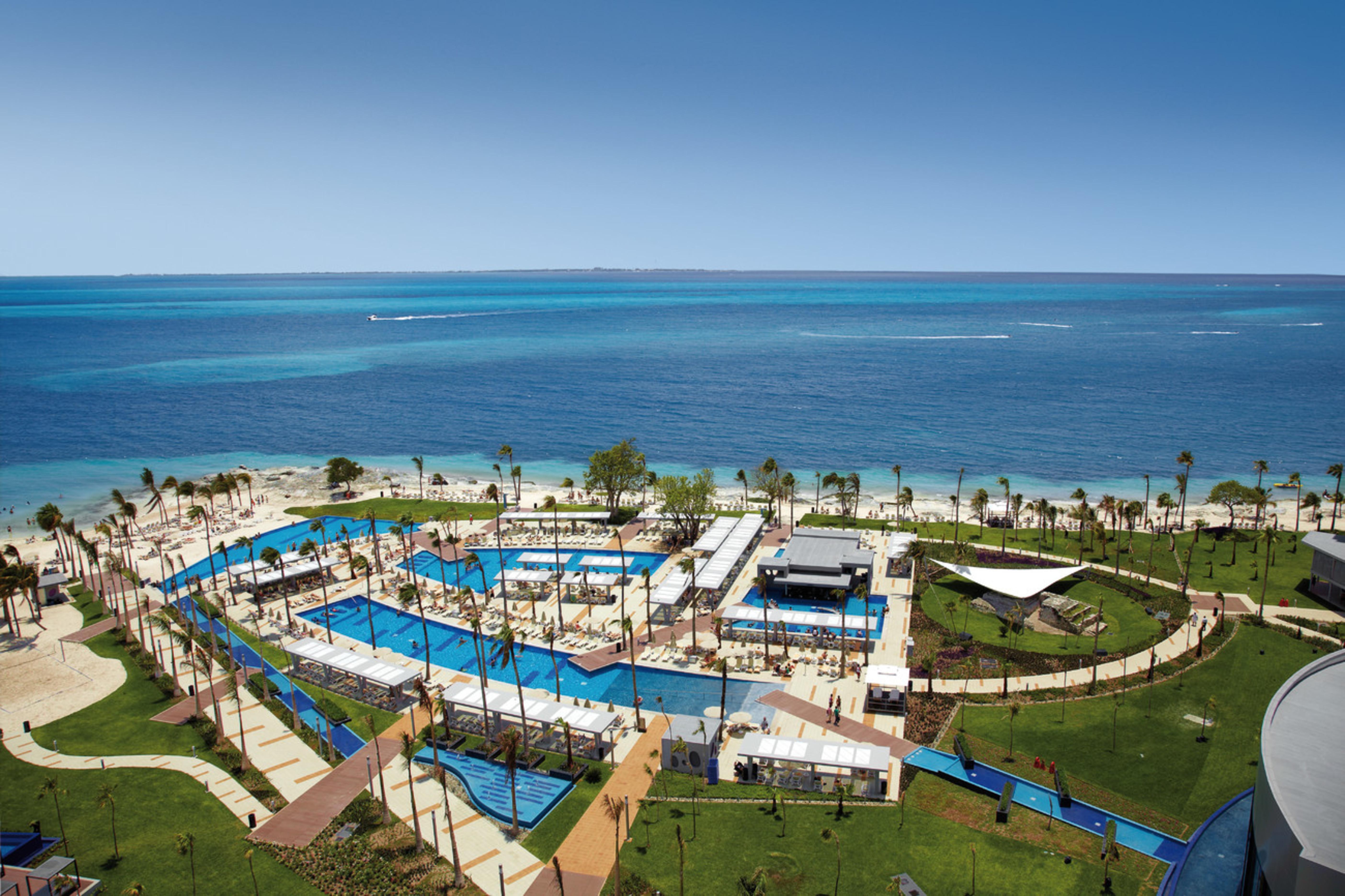 Riu Palace Peninsula Hotel Cancun Exterior photo