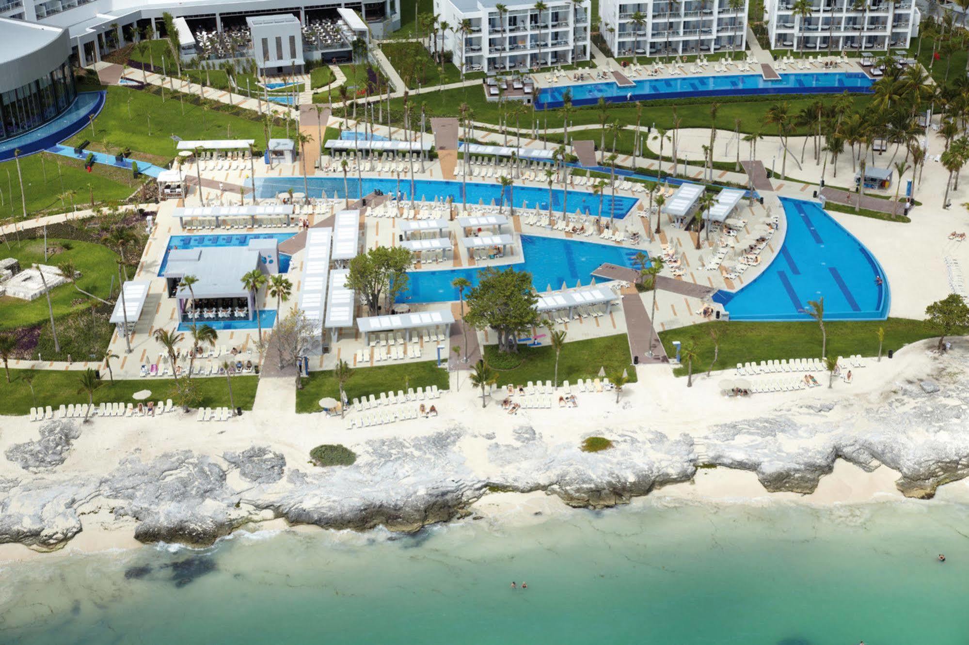 Riu Palace Peninsula Hotel Cancun Exterior photo